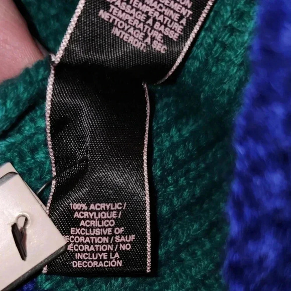 NWT Victoria's Secret Colorblock Logo Beanie Hat NOS New Old Stock One Size OS - Picture 7 of 7